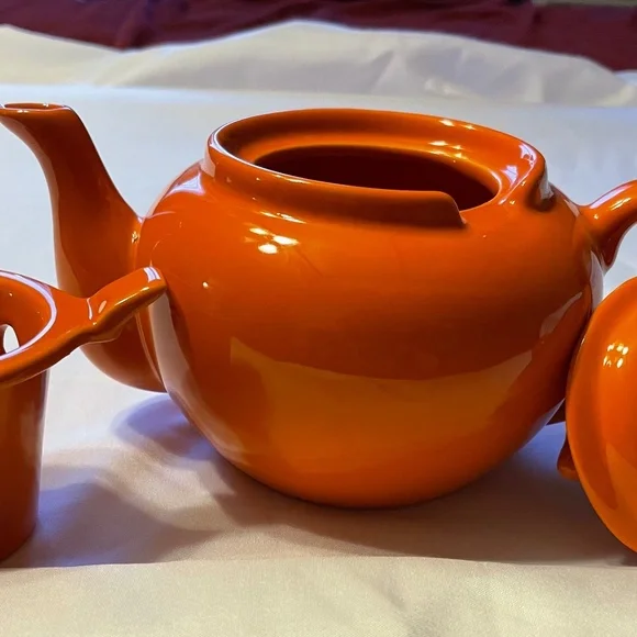 NIB Old Amsterdam Porcelain Infusing Tea Pot - 2 Cups - Picture 2 of 14